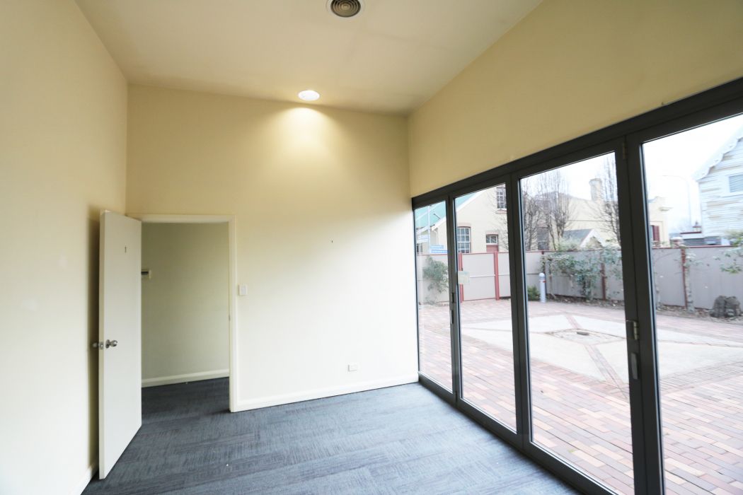 8 Willis Street, LAUNCESTON, TAS, 7250